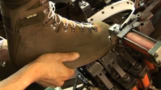 Fabrication des chaussures Asolo en Europe [upl. by Ydieh]