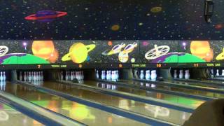 Me vs Bowler4ever at Townline Ten Pin in Malden MA From 101410 Part 6 [upl. by Leasim]