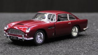 72 1963 Aston Martin DB5  Kinsmart 138 [upl. by Aniehs]