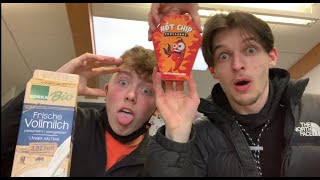 OMG Leute Schärfster Chip der Welt UNBOXING 😱🤢🥵 [upl. by Semajwerdna]