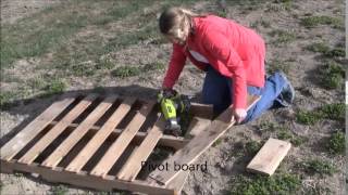 Easiest way to disassemble a pallet and leave the nail holes [upl. by Clarey]