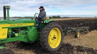 2019 Plowing Hitterdal MN Day 2 starting John Deere 730 and 720 Diesel plus 630 730 50 70 [upl. by Ruhtracam390]