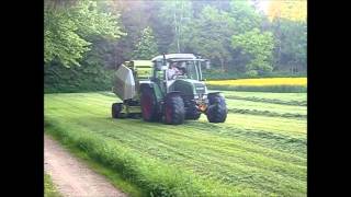 Fendt Farmer 309 mit Claas Variant 260 Roto Cut beim Gras pressen und Ballen wickeln 2013HD [upl. by Sutelc]