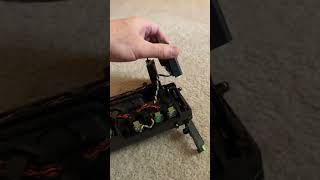 I3 i5 i7 roomba fan motor replacement diy roomba [upl. by Neffirg405]