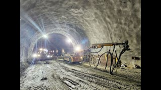 Imagini cu lucrările de pe șantierul secțiunii 4 TigveniCurtea de Argeș  Autostrada SibiuPitești [upl. by Baudin]