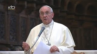 Le Pape François rencontre les prêtres religieux et personnes de la vie consacrée [upl. by Atinob]