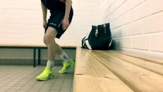 Floorball tricks amp shooting with OXDOG Zero Rudd White [upl. by Hayikaz]