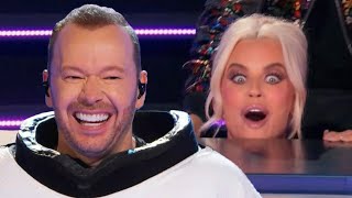 Jenny McCarthy SHOCKED by Husband Donnie Wahlbergs REVEAL on The Masked Singer [upl. by Ynos]