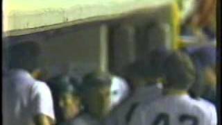 Don Mattingly Walkoff Home Run  May 13 1985 [upl. by Khalil]