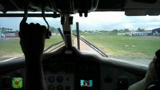 EMERGENCY LANDING training DHC6 Twinotter landing Zorg en Hoop airport [upl. by Stacee]