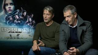 ROGUE ONE Interviews With Mads Mikkelsen amp Ben Mendelsohn Galen Erso amp Orson Krennic [upl. by Atel]