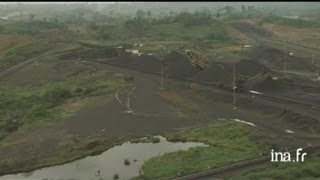 Gabon  rails de la mine de Moanda [upl. by Petronille]