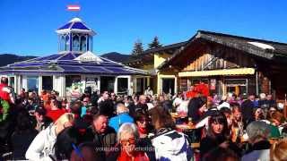 Ski amadé Wagrain Skihütte Franzlalm Mittelstation der roten 8er Gondelbahn im Moadörfl in Wagrain [upl. by Monjan421]