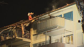 Horgen ZH Feuer greift auf Dachstock über [upl. by Odille280]