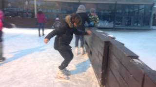 Patinoar Ramnicu Valcea River Plaza Mall FreeStyle [upl. by Aivatnahs]