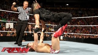 Daniel Bryan vs The Shield  Gauntlet Match Raw August 26 2013 [upl. by Keating]