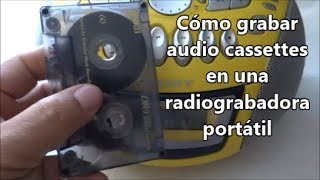 Cómo grabar un cassette en una radiograbadora portátil [upl. by Lezti454]