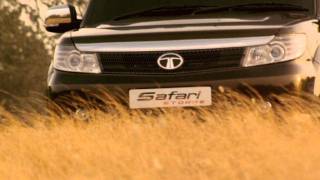 DRAG RACE XUV500 Vs Tata Safari Storme II 2200cc Diesel Engine I Closest Drag Race [upl. by Potter514]