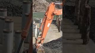 THE PROCESS OF EXCAVATING FOUNDATION SAND FOR A BRIDGE [upl. by Ecnar944]