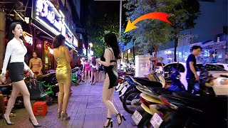 Vietnam Nightlife Ho Chi Minh City Saigon 2024  Explore the streets of District 1 [upl. by Notwal363]