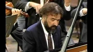 Mozart Piano Concerto No231M 13 Sándor Végh Radu Lupu Vienna Philharmonic [upl. by Ecerahc]