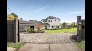 29 Clendon Close Mount Eliza [upl. by Tolmach583]