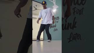 butterfly legwork tutorial  happy feet footwork buttrflylegworkbutterflystephappyfeet hiphop [upl. by Anedal]