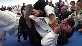 Renzo Gracie rolling with a brown belt [upl. by Combes]