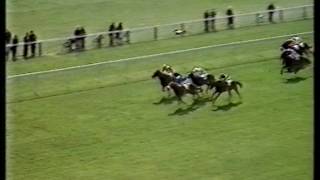 1976 1000 Guineas Stakes [upl. by Ellehcil26]