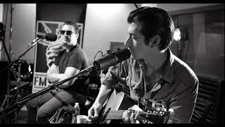 Fluorescent Adolescent Acoustic Version  Arctic Monkeys [upl. by Nocam]