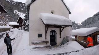 ❄️Winterdienst❄️Schneeräumung🚜eines Kapellendaches⛪️ [upl. by Seys]