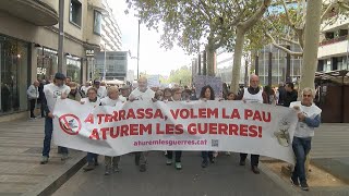 Manifestació unitària per la pau [upl. by Arraeit633]