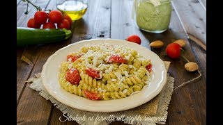 PASTA CREMOSA PESTO DI ZUCCHINE e pomodorini [upl. by Aieka]