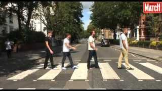 Quatre nageurs dans le vent sur Abbey Road [upl. by Esilrahc28]