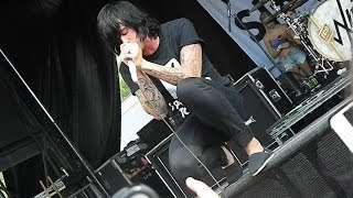 Sleeping with Sirens singing A Trophy Fathers Trophy Son live [upl. by Adnahsor]