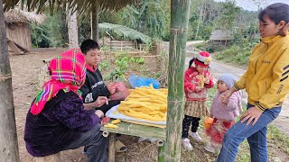 Orphan Boy  Separates corn kernels Makes popcorn to sell Buys a meal to eat after hard days [upl. by Anoek]