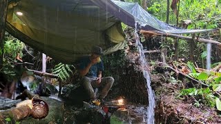 Camping Hammock Hujan Deras Dan Petir Di Sungai  Camping Hammock in the rain [upl. by Eslek870]